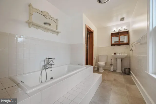 $425,000 | 328 North Bradford Street, Dover, DE 19904