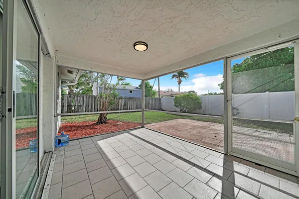 $2,725 | 104 Palamino Circle, Boca Raton, FL 33487