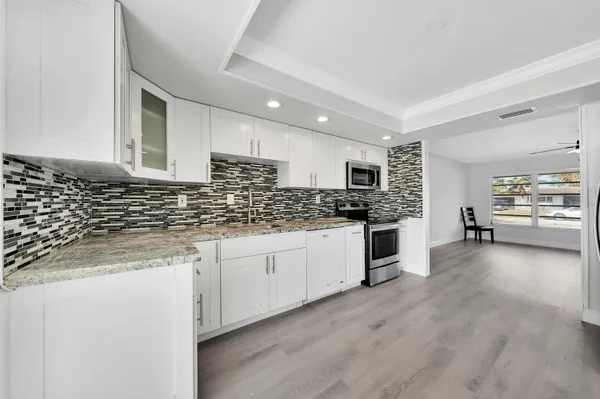 $2,725 | 104 Palamino Circle, Boca Raton, FL 33487