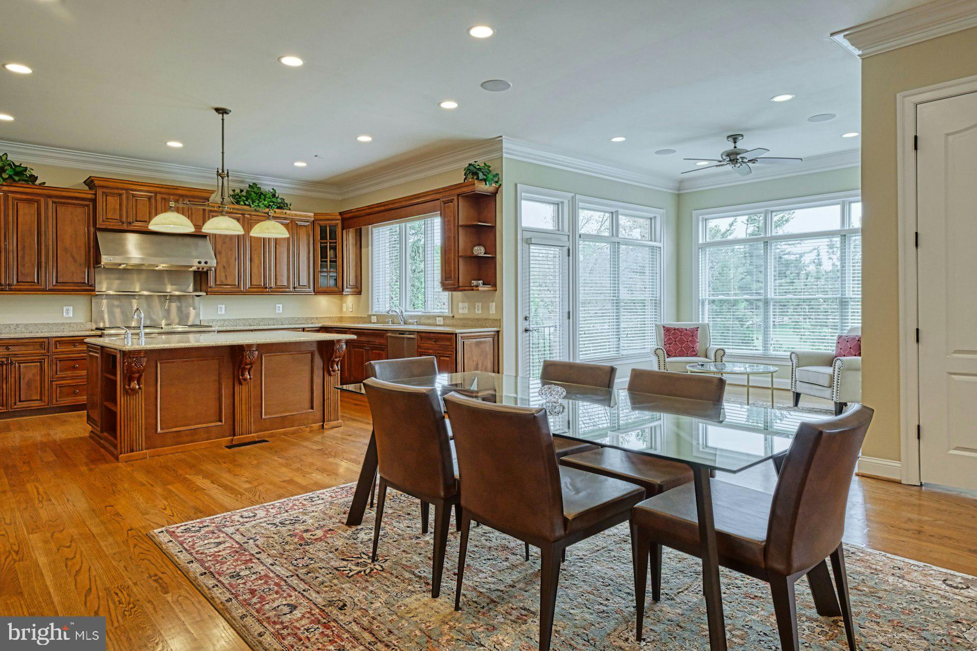 10405 Marbury Road Oakton, VA 22124 - Photo 14 of 72 Breakfast Area off Kitchen with Hardwood Floors