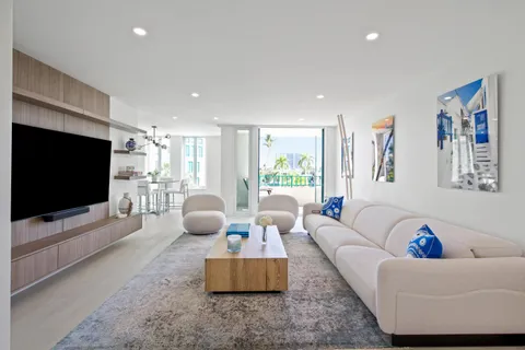 $1,595,000 | 100 Southeast 5th Avenue, Unit 415, Boca Raton, FL 33432