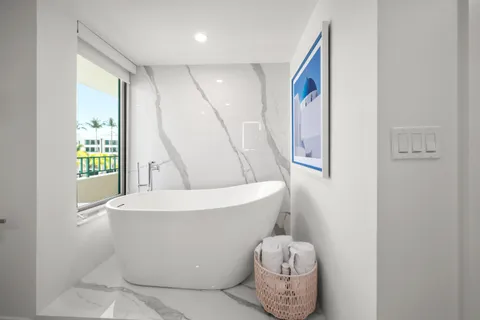 $1,595,000 | 100 Southeast 5th Avenue, Unit 415, Boca Raton, FL 33432