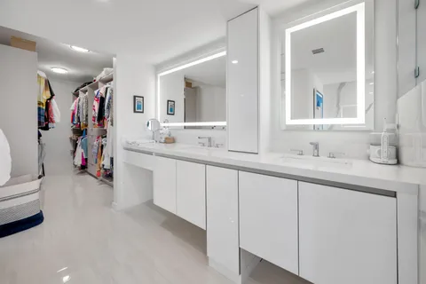 $1,595,000 | 100 Southeast 5th Avenue, Unit 415, Boca Raton, FL 33432