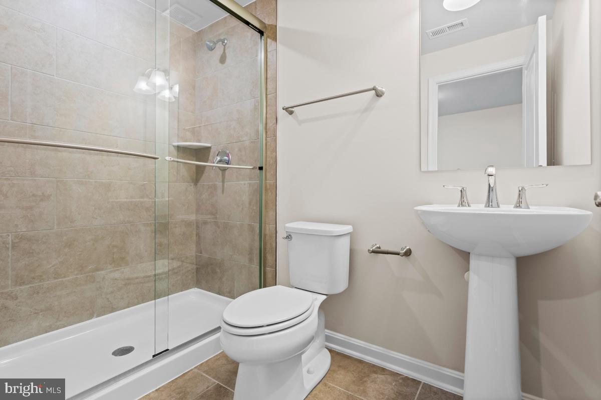 10465 Dowell Road Midland, VA 22728 - Photo 4 of 14 Similar Plan