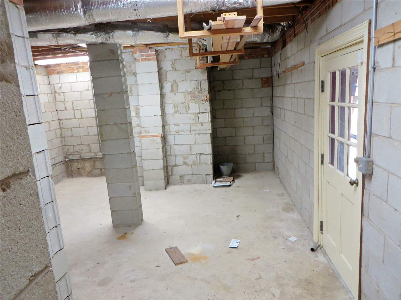 5001 Rembert Drive Raleigh, NC 27612 - Photo 21 of 23 Storage