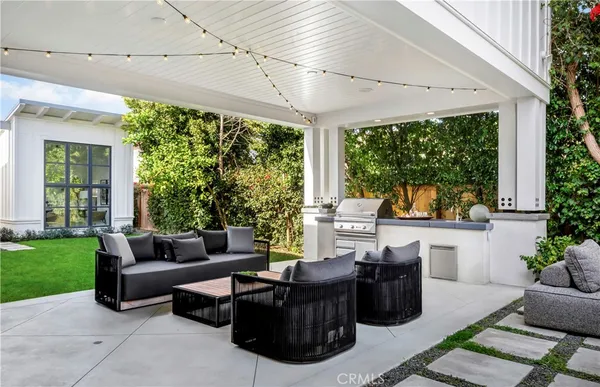 $25,000 | 2217 Laurel Place, Newport Beach, CA 92663