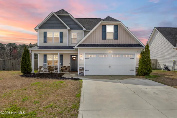 $349,900 | 214 Breakwater Drive, Sneads Ferry, NC 28460