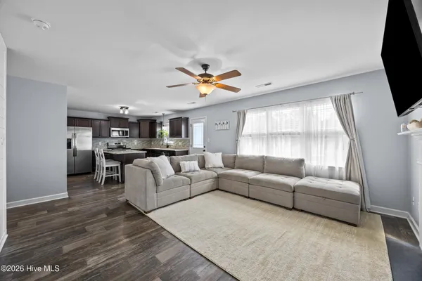 $349,900 | 214 Breakwater Drive, Sneads Ferry, NC 28460