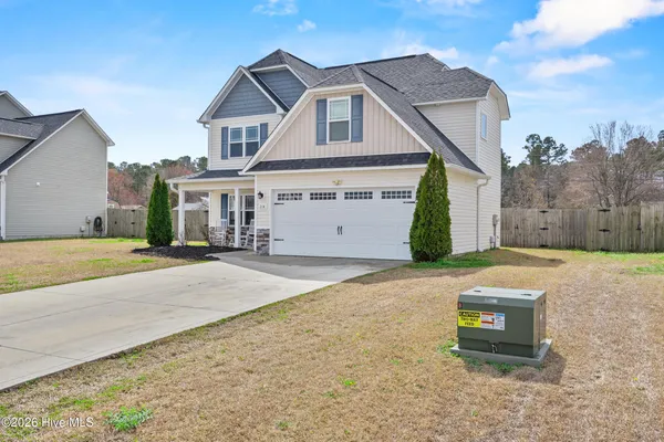 $349,900 | 214 Breakwater Drive, Sneads Ferry, NC 28460