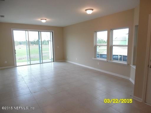 3095 Chestnut Ridge Way, Unit 21F Orange Park, FL 32065 - Photo 11 of 33 21F - Edgewood - Family Rm Pic 7 MLS.jpg