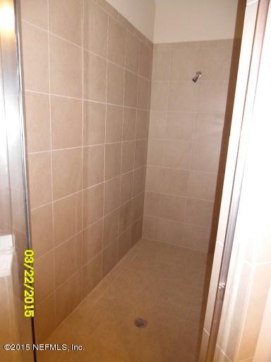 3095 Chestnut Ridge Way, Unit 21F Orange Park, FL 32065 - Photo 26 of 33 21F - Edgewood - Master Bath Shower MLS.