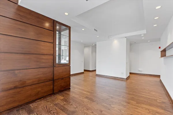 $6,950 | 250 East Pearson Street, Unit 1601A, Chicago, IL 60611