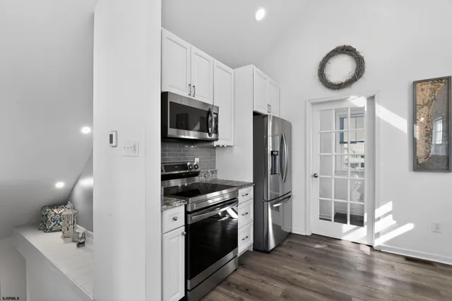 $1,790,000 | 5 East Sumner Avenue, Strathmere, NJ 08248