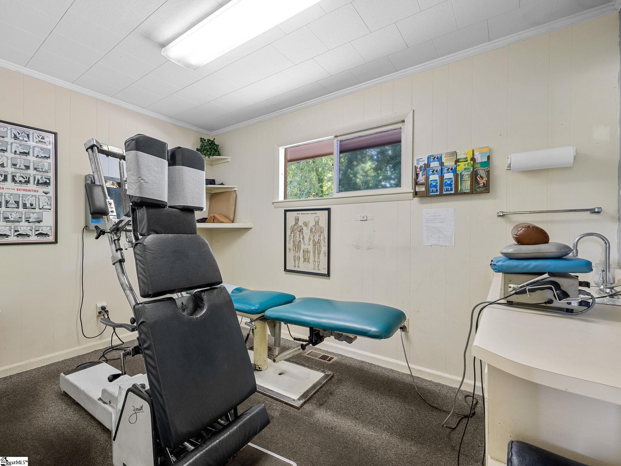 111 West Rutledge Avenue Gaffney, SC 29340 - Photo 18 of 37