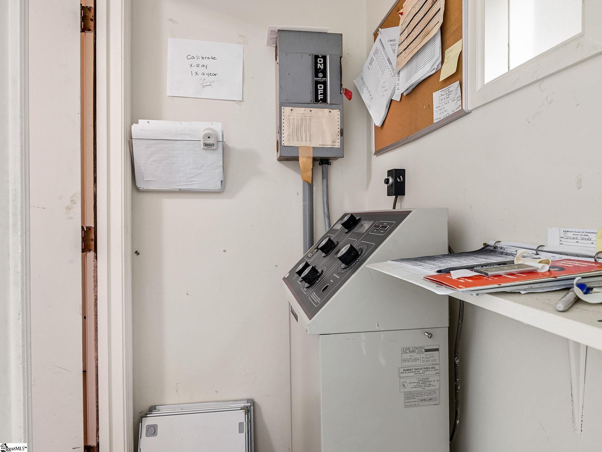 111 West Rutledge Avenue Gaffney, SC 29340 - Photo 27 of 37