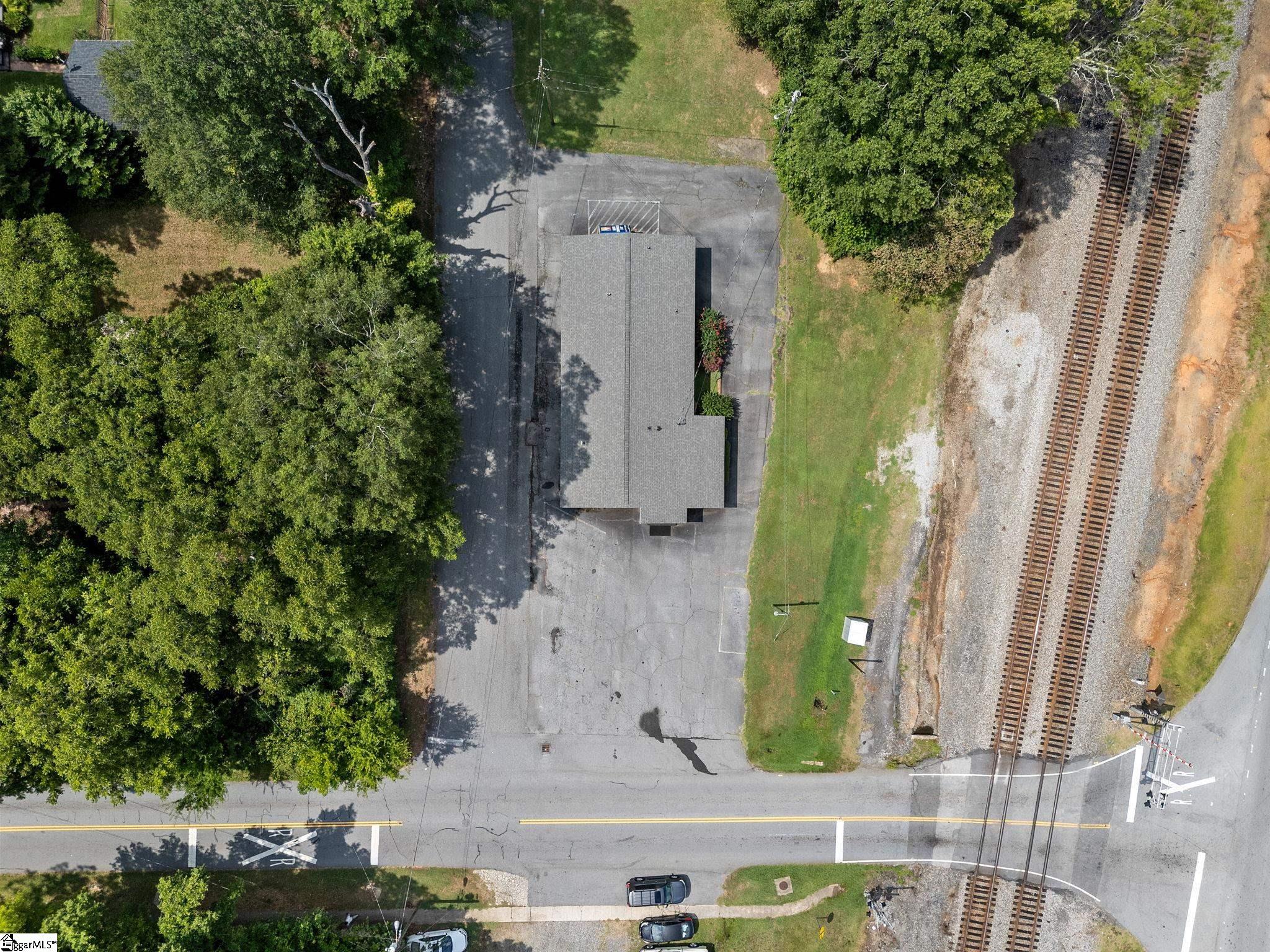 111 West Rutledge Avenue Gaffney, SC 29340 - Photo 35 of 37