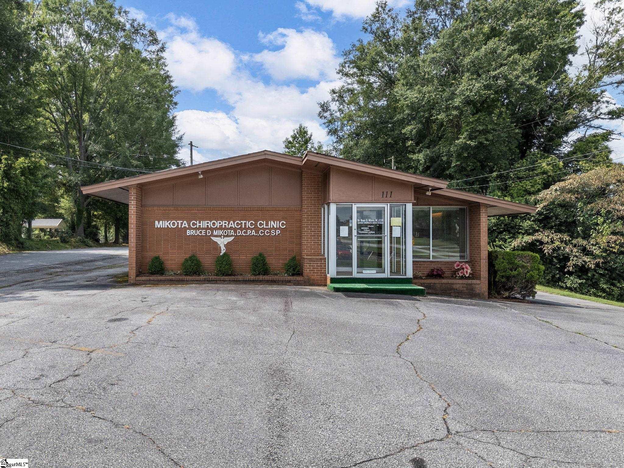 111 West Rutledge Avenue Gaffney, SC 29340 - Photo 4 of 37