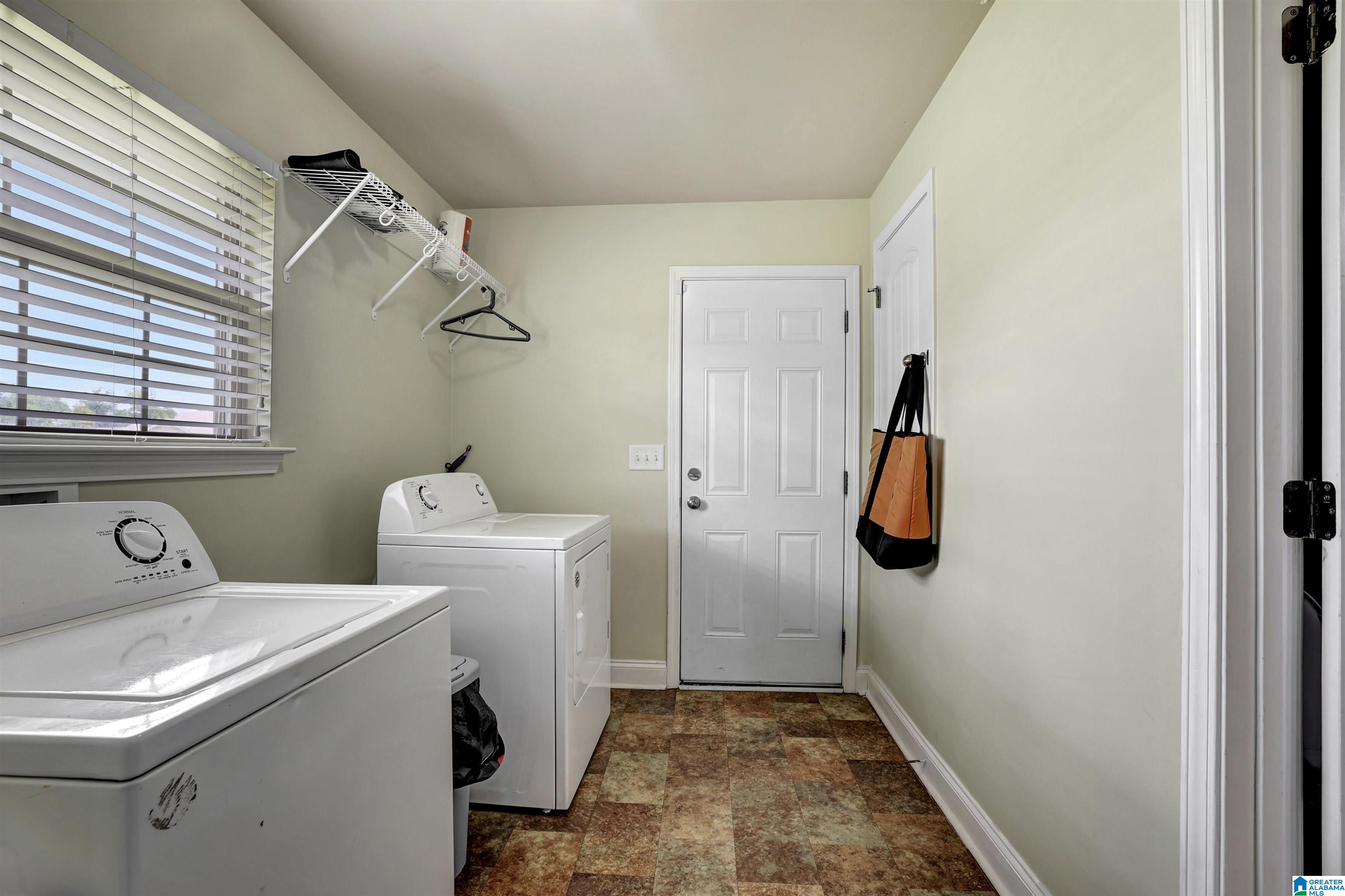 1013 Conner Circle Alabaster, AL 35007 - Photo 17 of 31