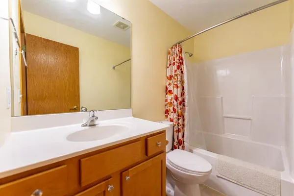 $199,900 | 2155 Derby Lane, Belvidere, IL 61008