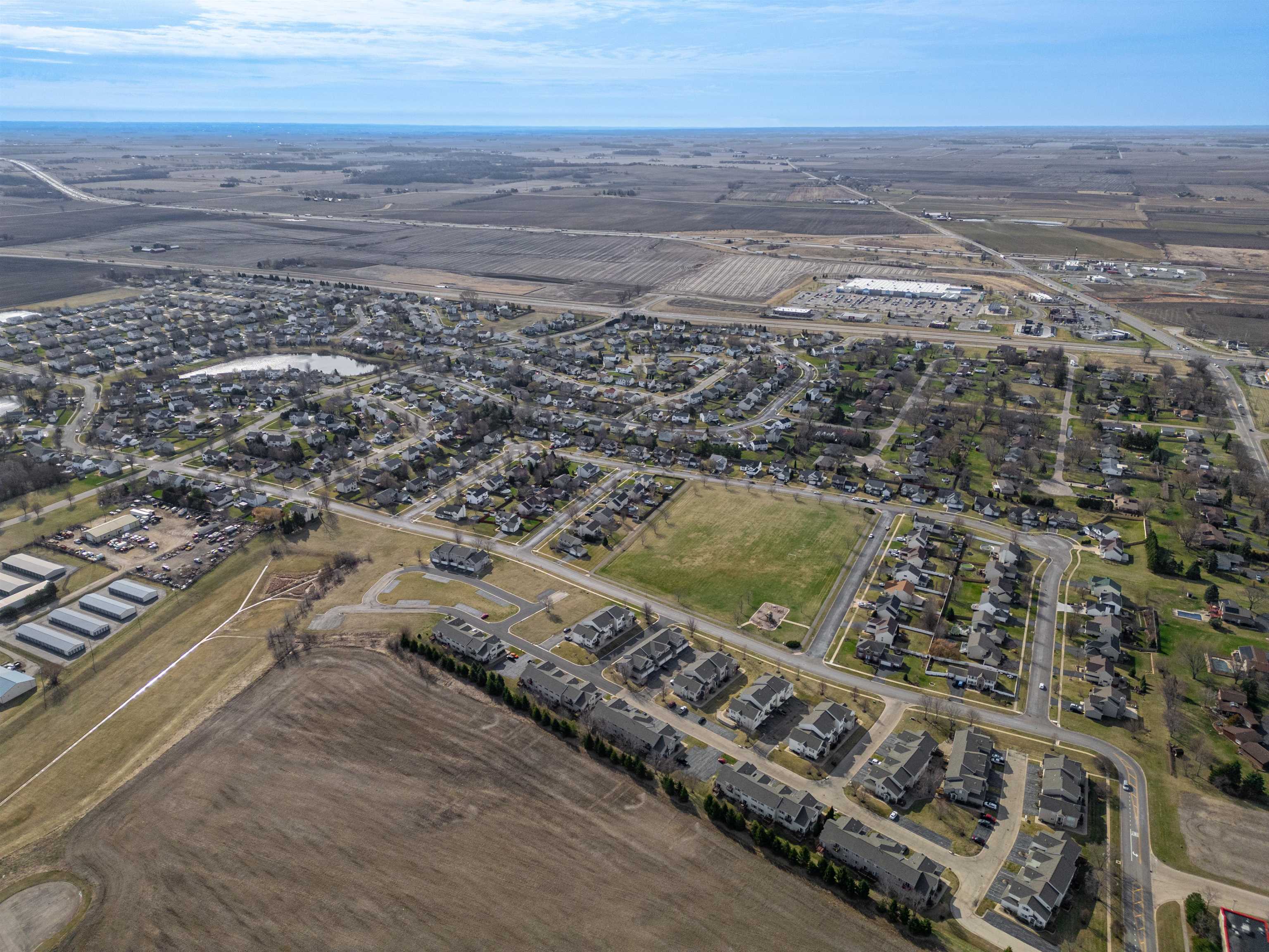 2155 Derby Lane Belvidere, IL 61008 - Photo 33 of 37 an aerial view of beach and ocean