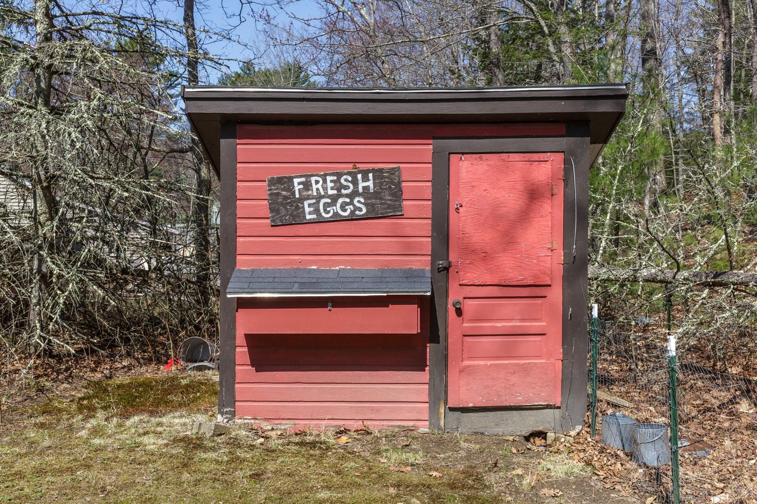 4 James City Road Deerfield, NH 03037 - Photo 45 of 59