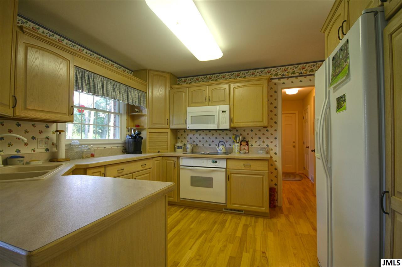 3020 Warwick Road Jackson, MI 49203 - Photo 18 of 31 Photo 18