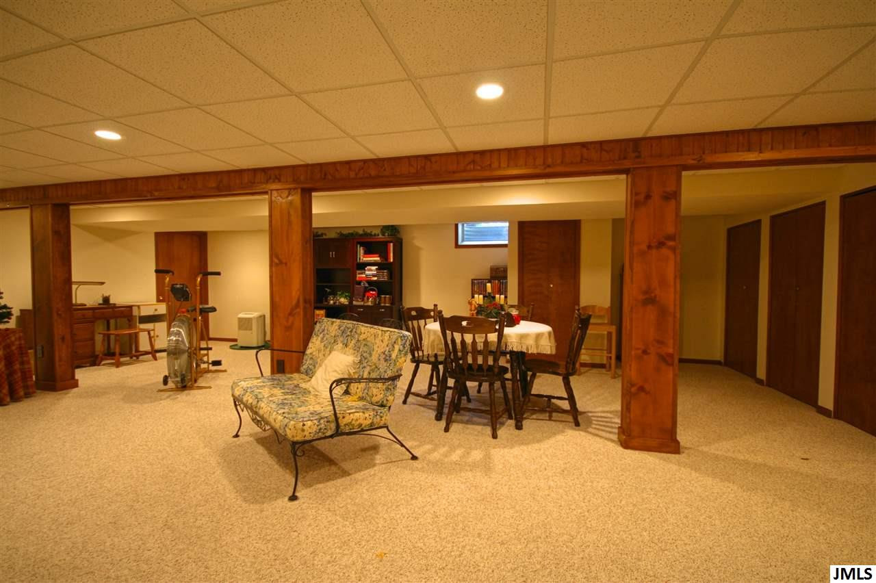 3020 Warwick Road Jackson, MI 49203 - Photo 29 of 31 Photo 29