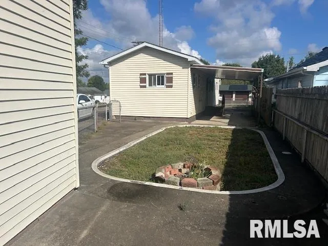 $75,000 | 403 Oak Street, Kincaid, IL 62540