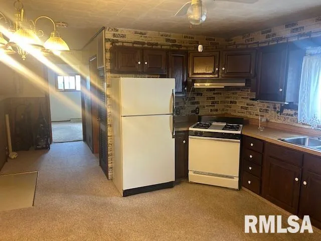 $75,000 | 403 Oak Street, Kincaid, IL 62540