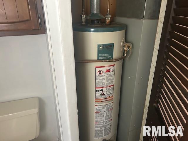 403 Oak Street Kincaid, IL 62540 - Photo 7 of 20