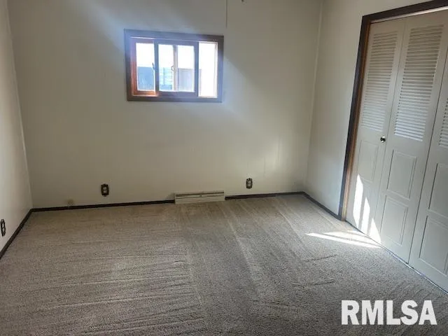 $75,000 | 403 Oak Street, Kincaid, IL 62540