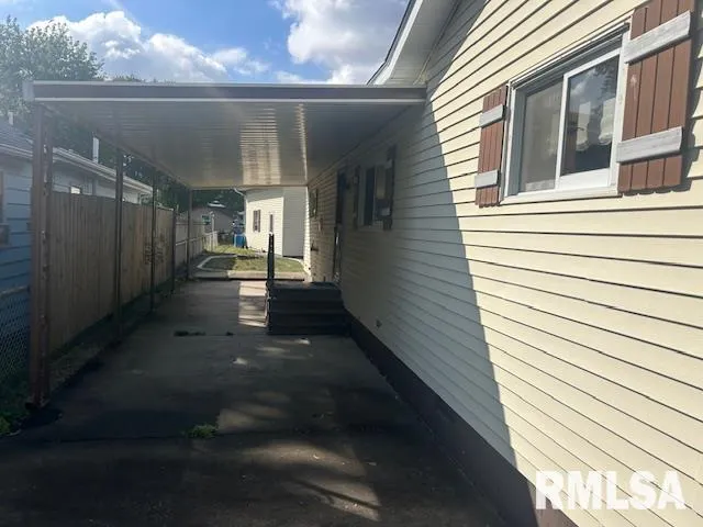 $75,000 | 403 Oak Street, Kincaid, IL 62540