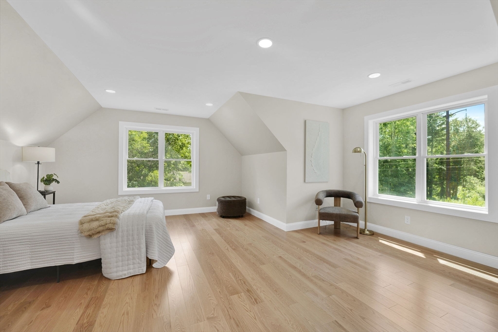 139 Middle Road Southampton, MA 01073 - Photo 28 of 42