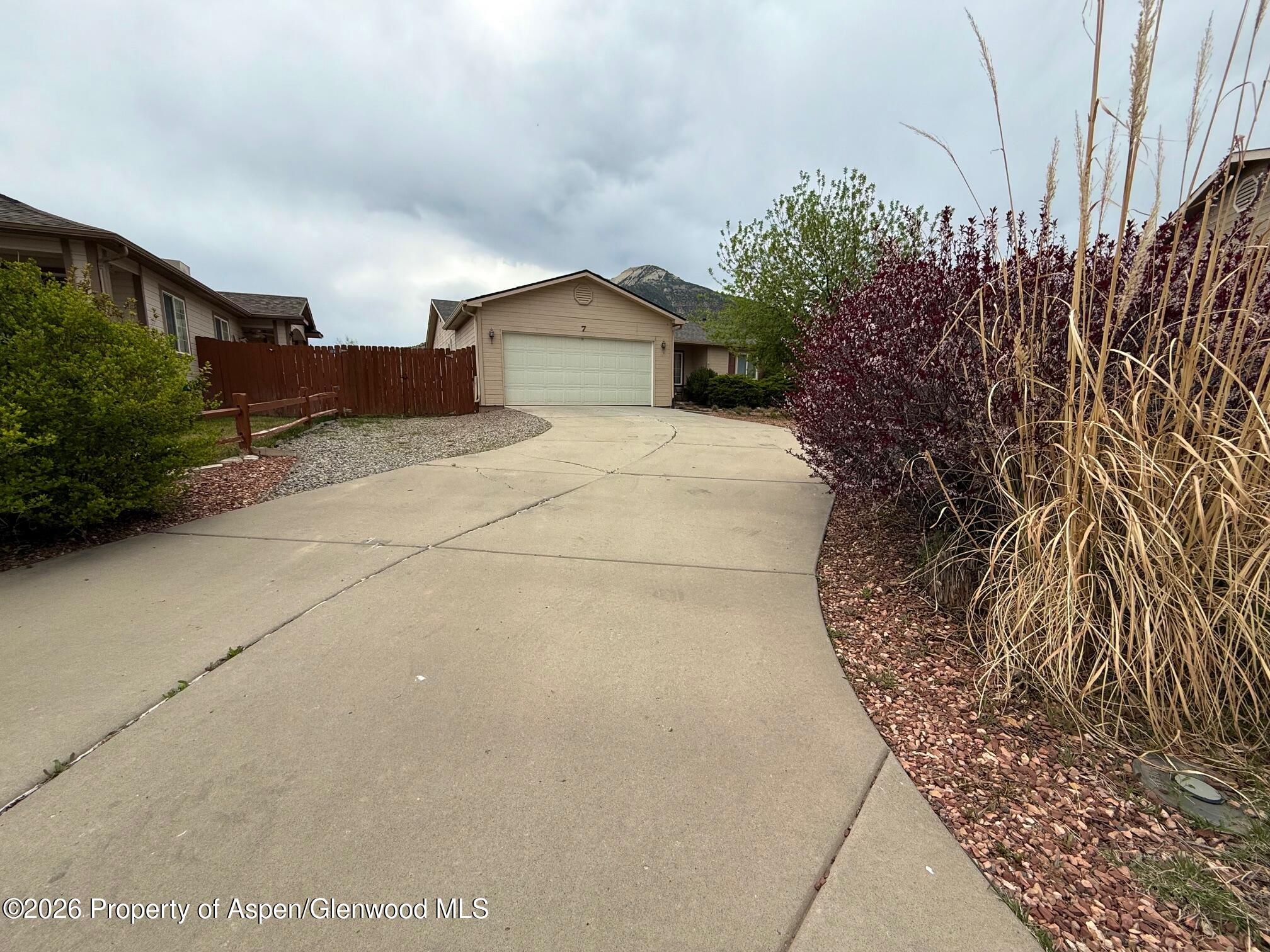 7 Alpine Court Parachute, CO 81635 - Photo 4 of 22 IMG_2872