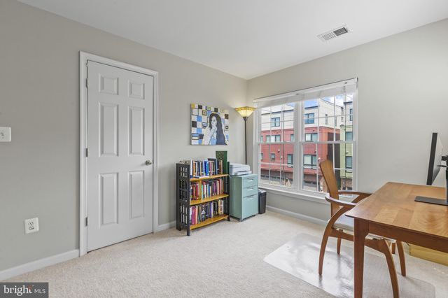 $650,000 | 497 Cameron Station Boulevard, Alexandria, VA 22304