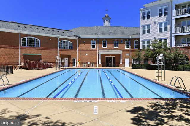 $650,000 | 497 Cameron Station Boulevard, Alexandria, VA 22304