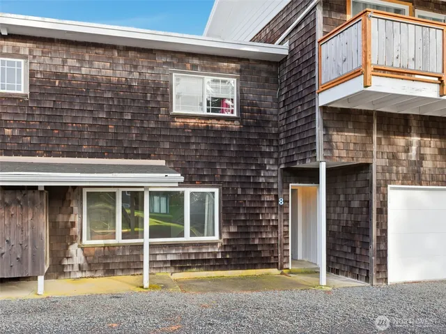 $150,000 | 1611 Boulevard Avenue, Unit 8, Long Beach, WA 98631