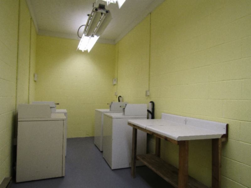182 Ridge View Lane Baxter, TN 38544 - Photo 11 of 26 a bathroom with a sink and a mirror
