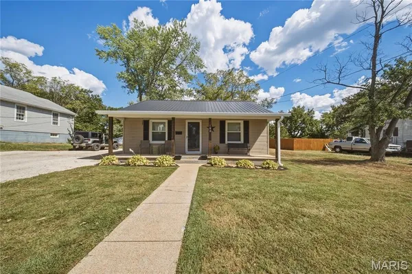 $119,900 | 100 North Pershing Avenue, Salem, MO 65560
