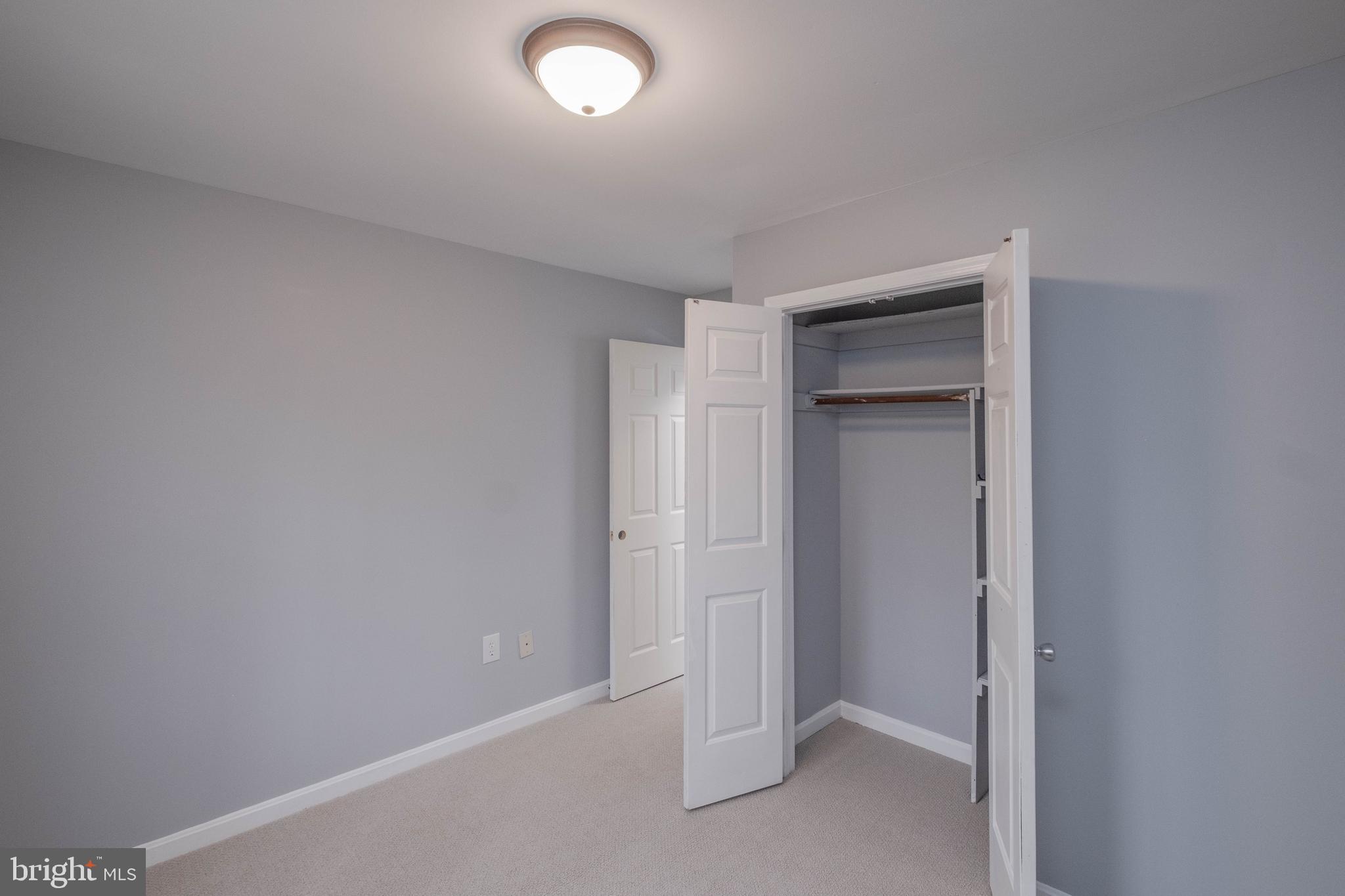 4249 Freezeland Road Linden, VA 22642 - Photo 26 of 54 2nd bedroom
