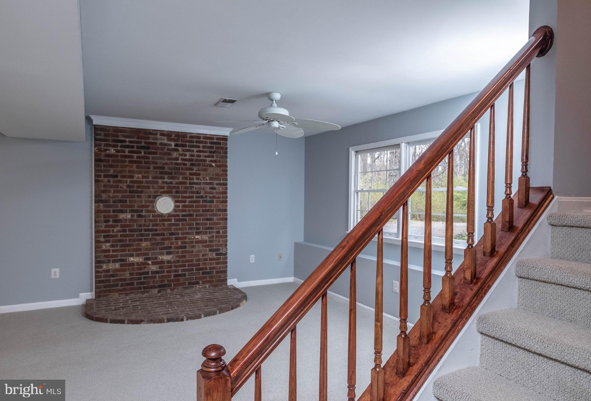 4249 Freezeland Road Linden, VA 22642 - Photo 33 of 54 Open handrail to basement is such a nice touch!