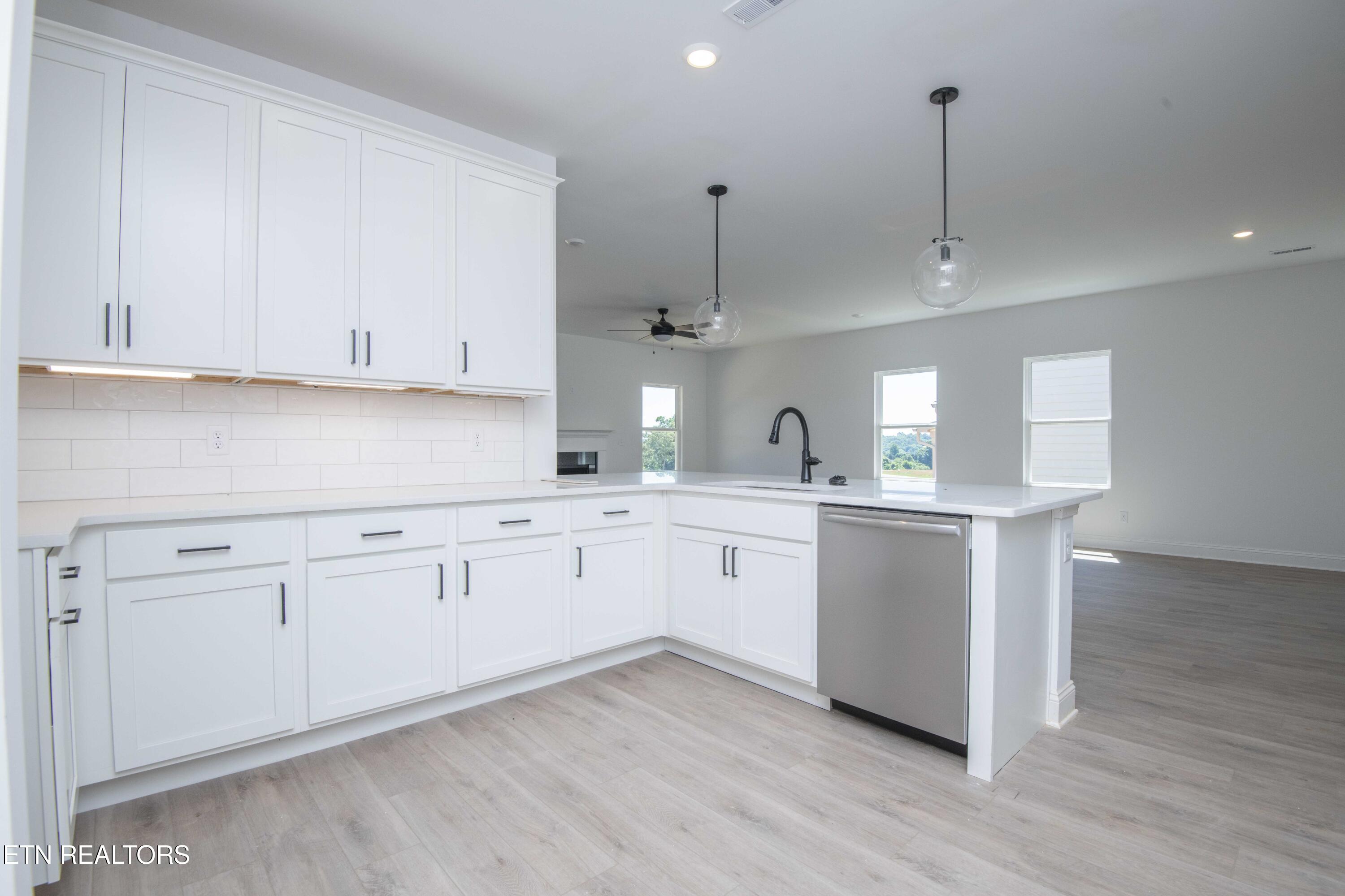 528 Ivey Farms Road Farragut, TN 37934 - Photo 13 of 46 iv85web_31
