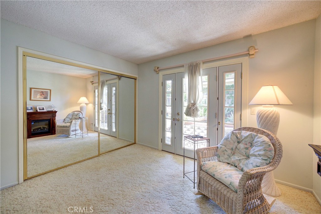 4185 Vanguard Drive Lompoc, CA 93436 - Photo 29 of 44 a living room with furniture and a large window