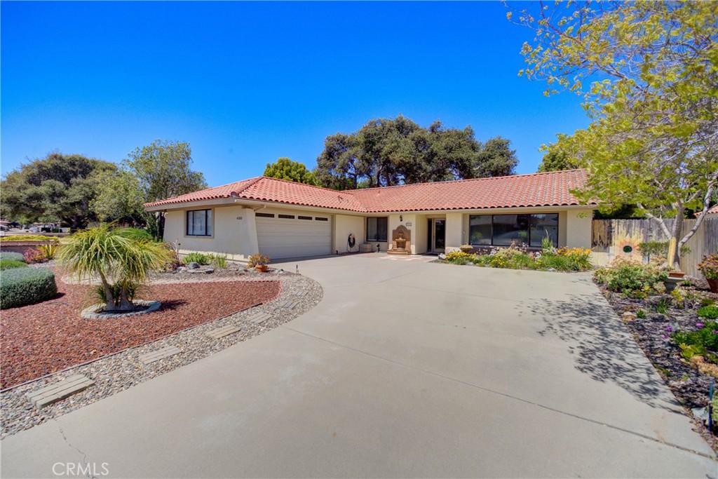 4185 Vanguard Drive Lompoc, CA 93436 - Photo 44 of 44 a front view of a house with a yard