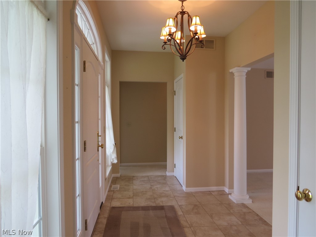 8207 Vermilion Road Amherst, OH 44001 - Photo 6 of 24