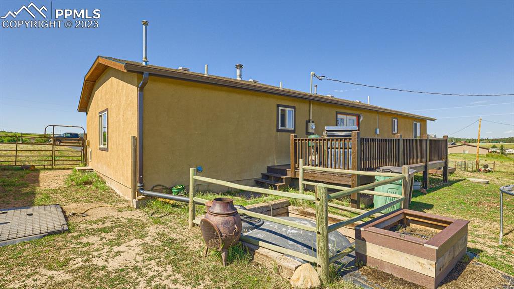 29 Ridge Point Circle Divide, CO 80814 - Photo 49 of 50 a front view of a house with swimming pool