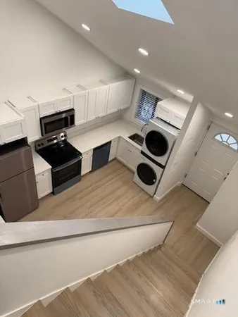 $2,561 | 38 B Putnam Green, Unit T, Greenwich, CT 06830