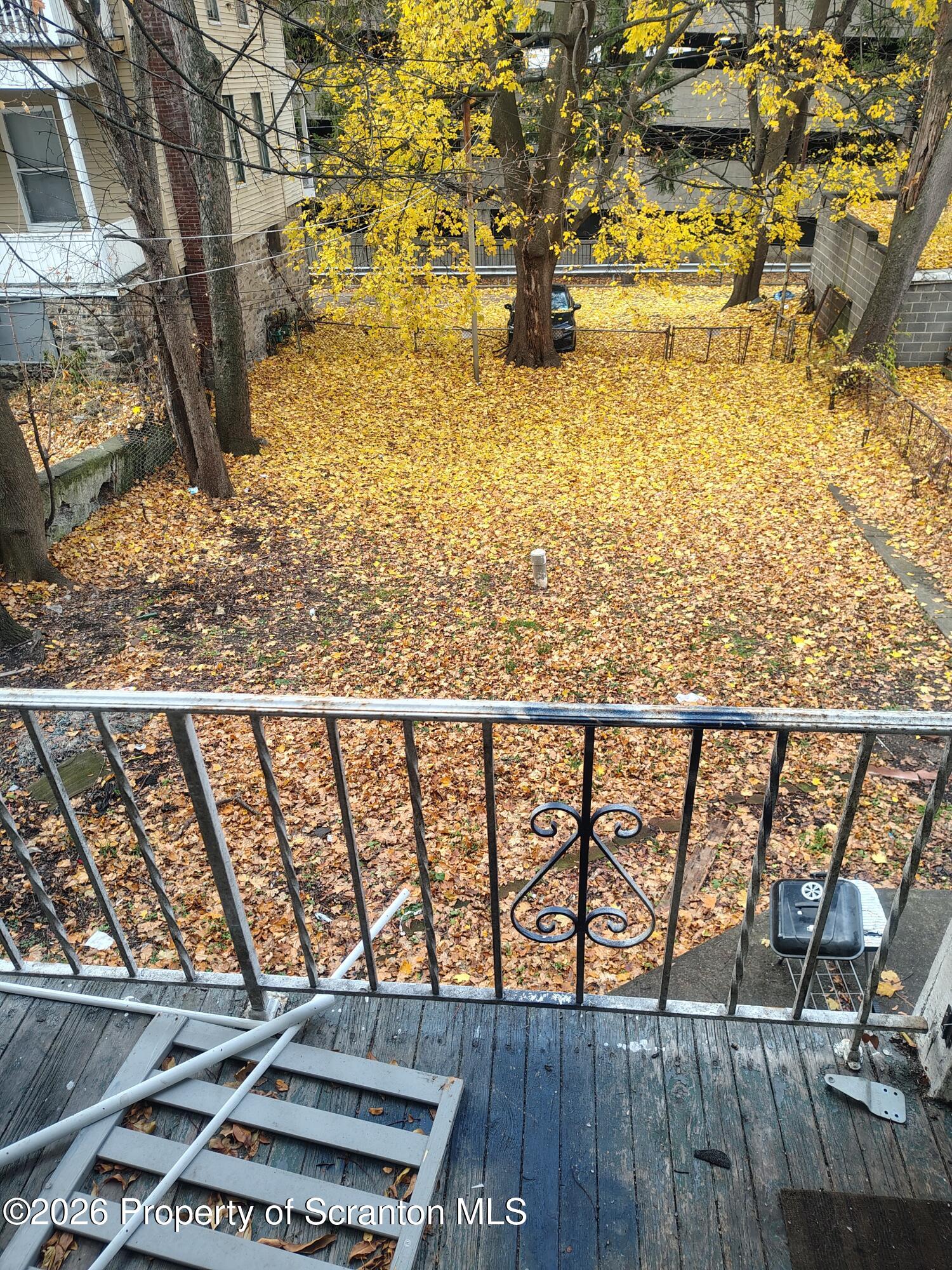 817 Madison Avenue Scranton, PA 18510 - Photo 4 of 19 IMG_20251123_141555851_HDR