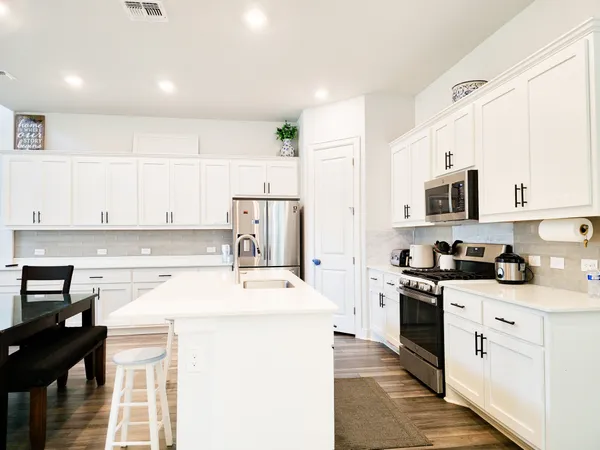 $2,999 | 12612 Stanford Drive, Unit 7, Austin, TX 78652