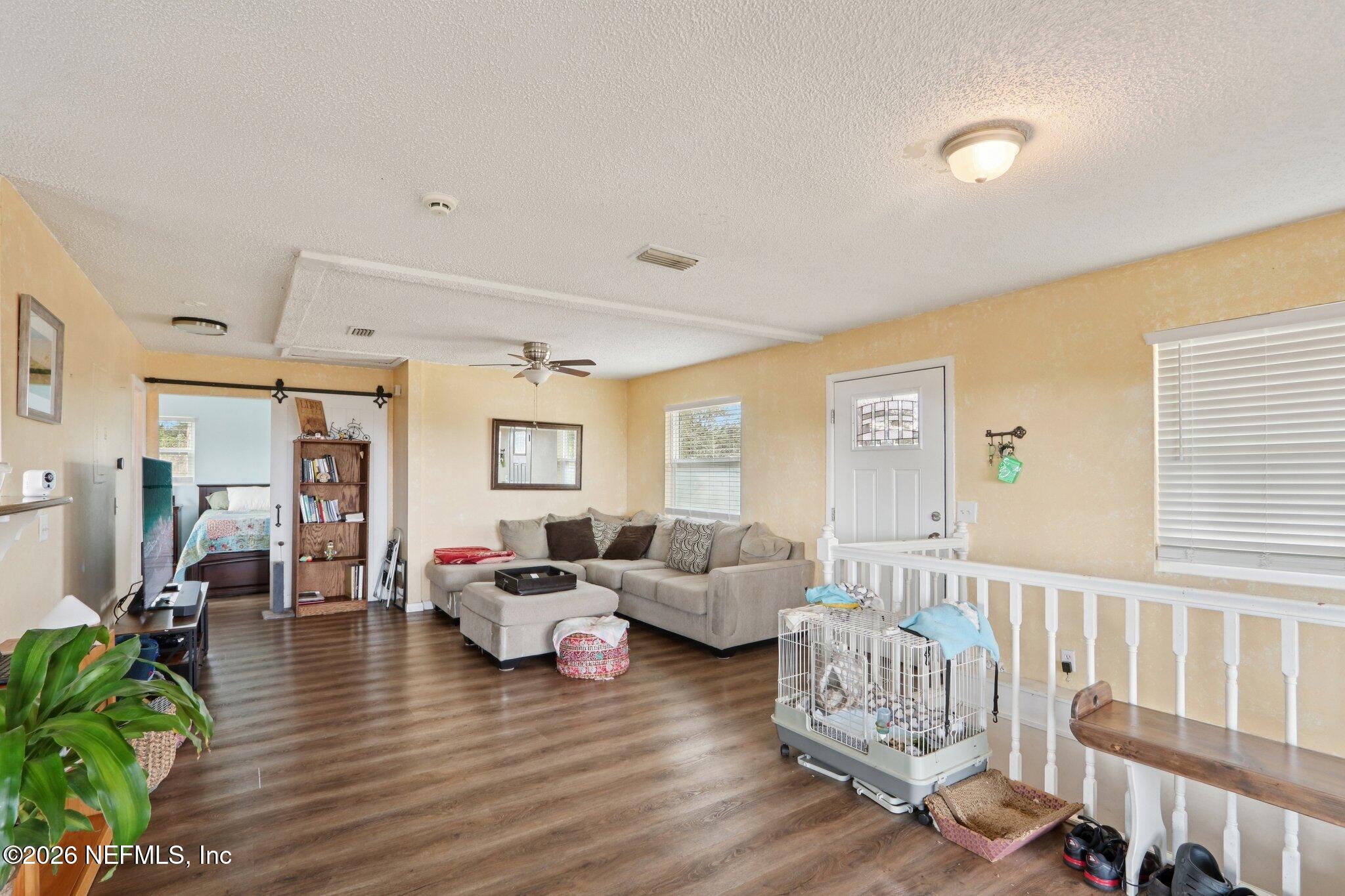 15501 Shellcracker Road Jacksonville, FL 32226 - Photo 6 of 52 Family Room